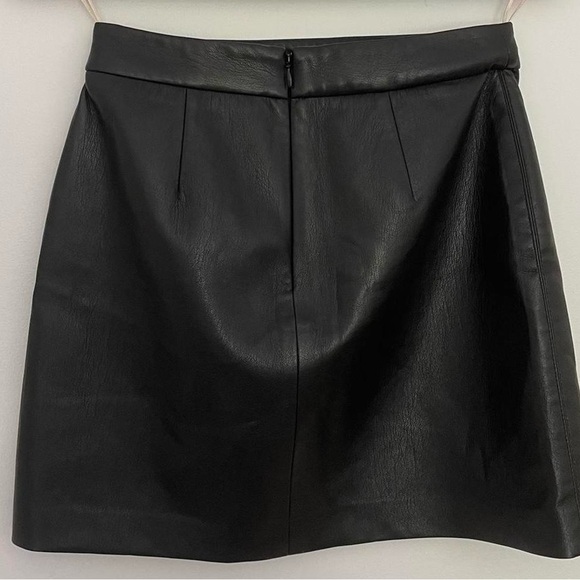 Wilfred Patio Mini Skirt with slit in Black - Picture 3 of 3